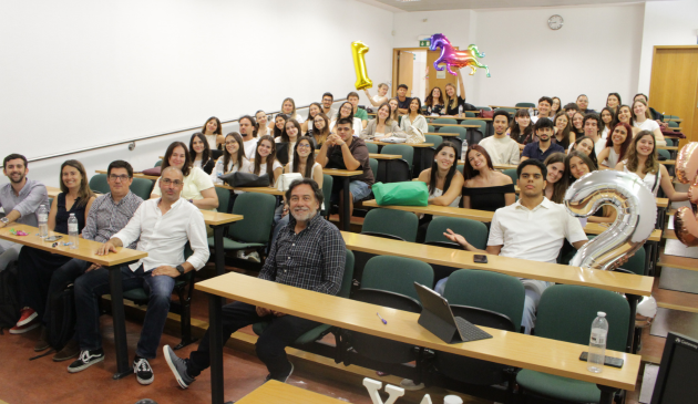 ESCEIPS's tweet photo. 🚀13º E-Business Day termina com a participação de 11 projetos de estudantes de Marketing e três vencedores focados na sustentabilidade, inovação e impacto social
🥇Move &amp; Live |🥈Cize |🥉Acesstrip 
Parabéns a todos! 
Sabe mais em 🔗 https://t.co/Hm47Ik0nSN https://t.co/39XkoHodZk