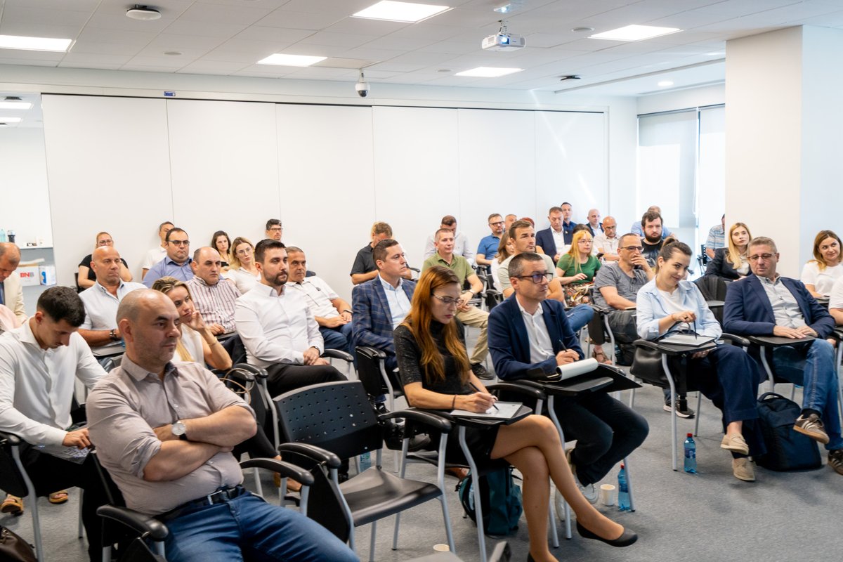 BEST DIH tweet media