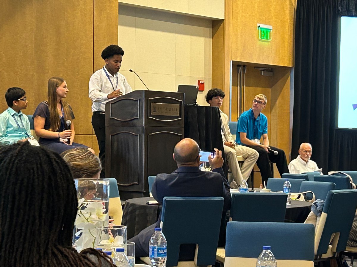 AACPS CCR Cocurricular (@aacpsbeyond) on Twitter photo Today <a href="/mdeconed/">MD Council on Economic Education (MCEE)</a> Financial & Economic Educators’ Summit <a href="/AACountySchools/">AACPS</a> students <a href="/ArundelHS_aacps/">Arundel High School</a> present their investing expertise to educators from around the state attending Summit <a href="/SIFMAFoundation/">Stock Market Game</a>. Today <a href="/mdeconed/">MD Council on Economic Education (MCEE)</a> Financial & Economic Educators’ Summit <a href="/AACountySchools/">AACPS</a> students <a href="/ArundelHS_aacps/">Arundel High School</a> present their investing expertise to educators from around the state attending Summit <a href="/SIFMAFoundation/">Stock Market Game</a>.
