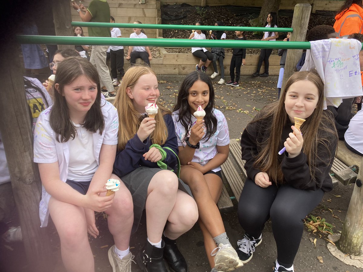 St Conval's Primary tweet media