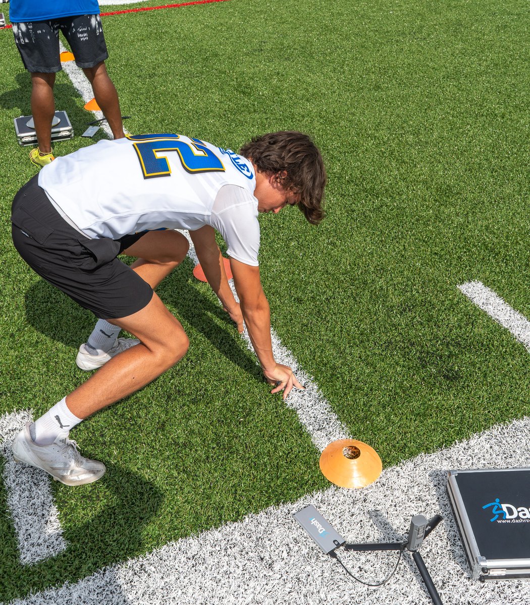 DashrMPS's tweet image. Attention coaches and trainers—take your athletes’ performance to new heights with Dashr! Access comprehensive data on the spot, so you can personalize every workout and accelerate results. Ready to transform your training sessions? #Dashrtech