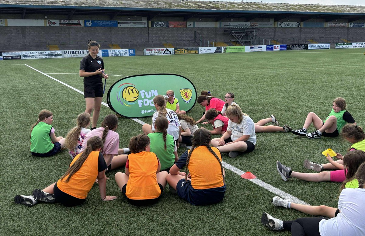 ForfarCFT's tweet image. It was a pleasure hosting our girls&apos; @McDonaldsUK session at Station Park last Friday for the end-of-block festival. ⚽️👏

#fcft #partnership @ScotFAEast