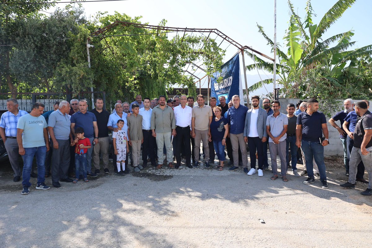 📍 Derince Mahallemizde hemşehrilerimizle bir araya geldik. Hemşehrilerimizin sorularını dikkatle dinledik, içtenlikle yanıtladık.

Her fırsatta sahada, bir ve beraber olmaya devam edeceğiz.