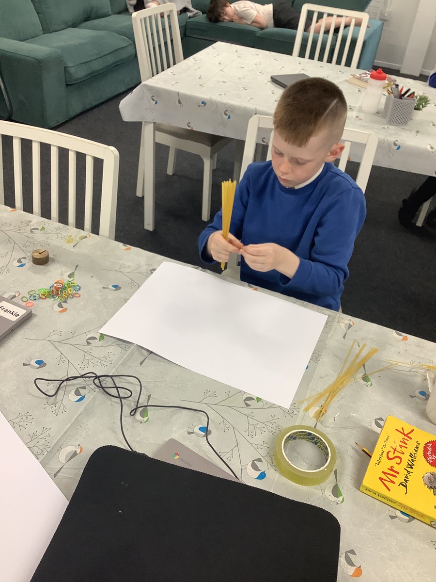 RPS_Ferns's tweet photo. @WestKirbySchool thank you for an amazing SENsational #STEM day. Some great teamwork from the Ferns @Riverside_Pri https://t.co/9XvzauIErH
