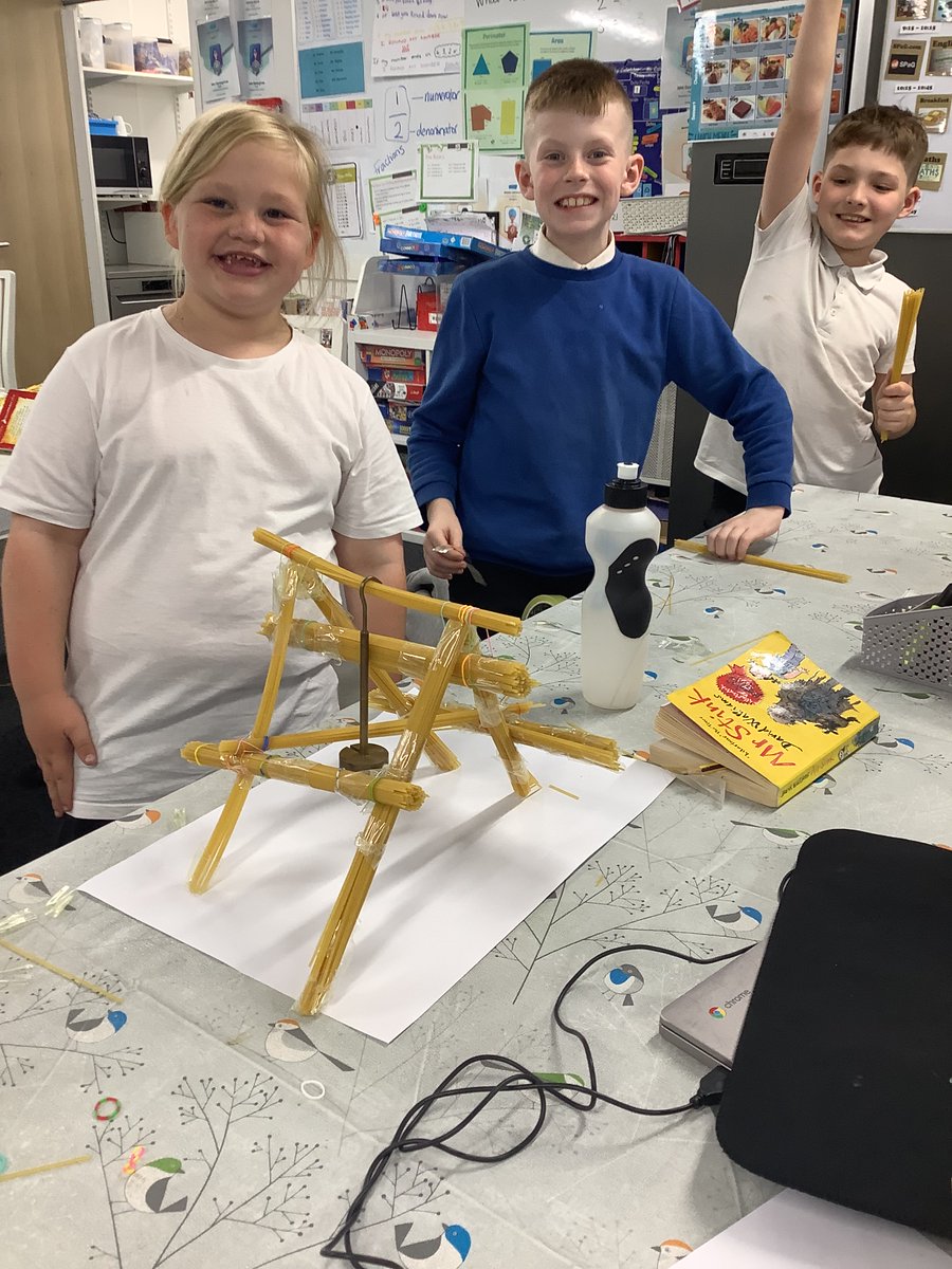 RPS_Ferns's tweet photo. @WestKirbySchool thank you for an amazing SENsational #STEM day. Some great teamwork from the Ferns @Riverside_Pri https://t.co/9XvzauIErH