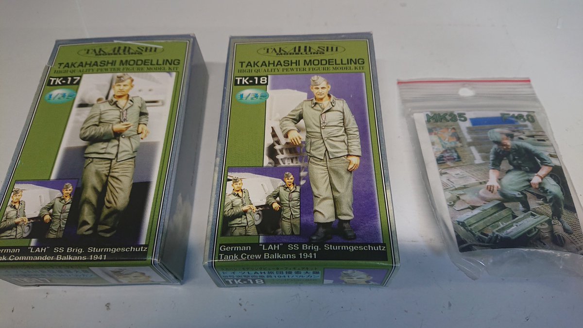 RockkenModel's tweet image. Ⅲ突用 フィギュアを塗りました。
こちらTAKAHASHI MODELLING製の非常にディテールが精巧なメタルフィギュア2体とMK35というフランス製のレジンフィギュアです。