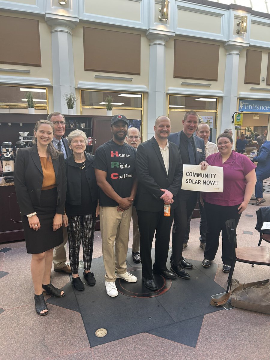 Roger_Sikes's tweet image. Community energy lowers electric bills and creates living wage careers! #hb504 #communityenergyPA @SolarNeighbors @SolarAccess @PennEnvironment @ConsEnergyNetPA