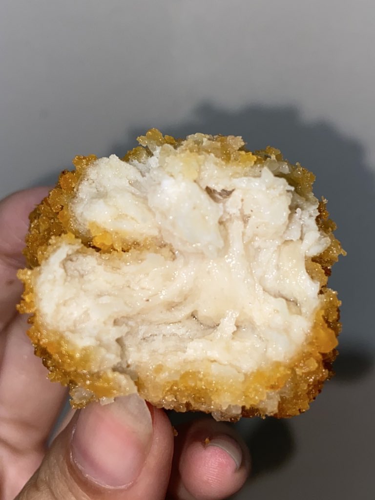 washitbola's tweet photo. calling out semua warga buat nyobain nugget superindo, MINIMAL BGT sekali seumur hidup😭

(real mantap) (no hoax)
#foodfromheaven
#bismillah_rekam_posting https://t.co/wBRPCkw4Qb