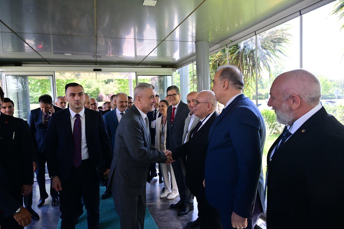 İstanbul Ticaret Üniversitesi tweet media
