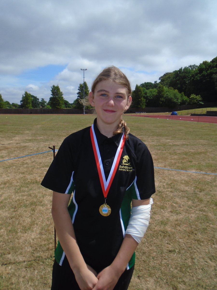 Well done to our Y4 Tri Golf and Y6 Quadkids teams on representing North Wealden in the Sussex competitions at the K2 in Crawley.
Special mention to Hanna who came 1st overall in the whole of Sussex!