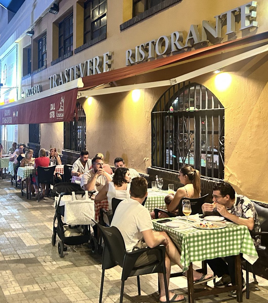 💚 𝙏𝙀𝙍𝙍𝘼𝙕𝘼 𝙄𝙉𝘼𝙐𝙂𝙐𝙍𝘼𝘿𝘼‼️

🏖️ Comenzamos la época de Verano y abrimos nuestra terraza.

☎️ Haz tu reserva en el 952 219080.

🔝 Disfruta de la mejor comida italiana 🇮🇹, en el marco incomparable de La Malagueta🍕🍝 

Te esperamos‼️