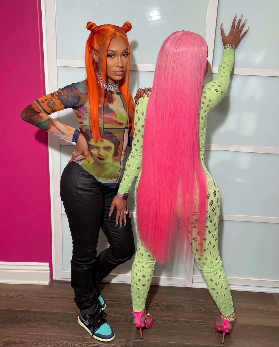 Hourly Minaj (@hourlynm) on Twitter photo 