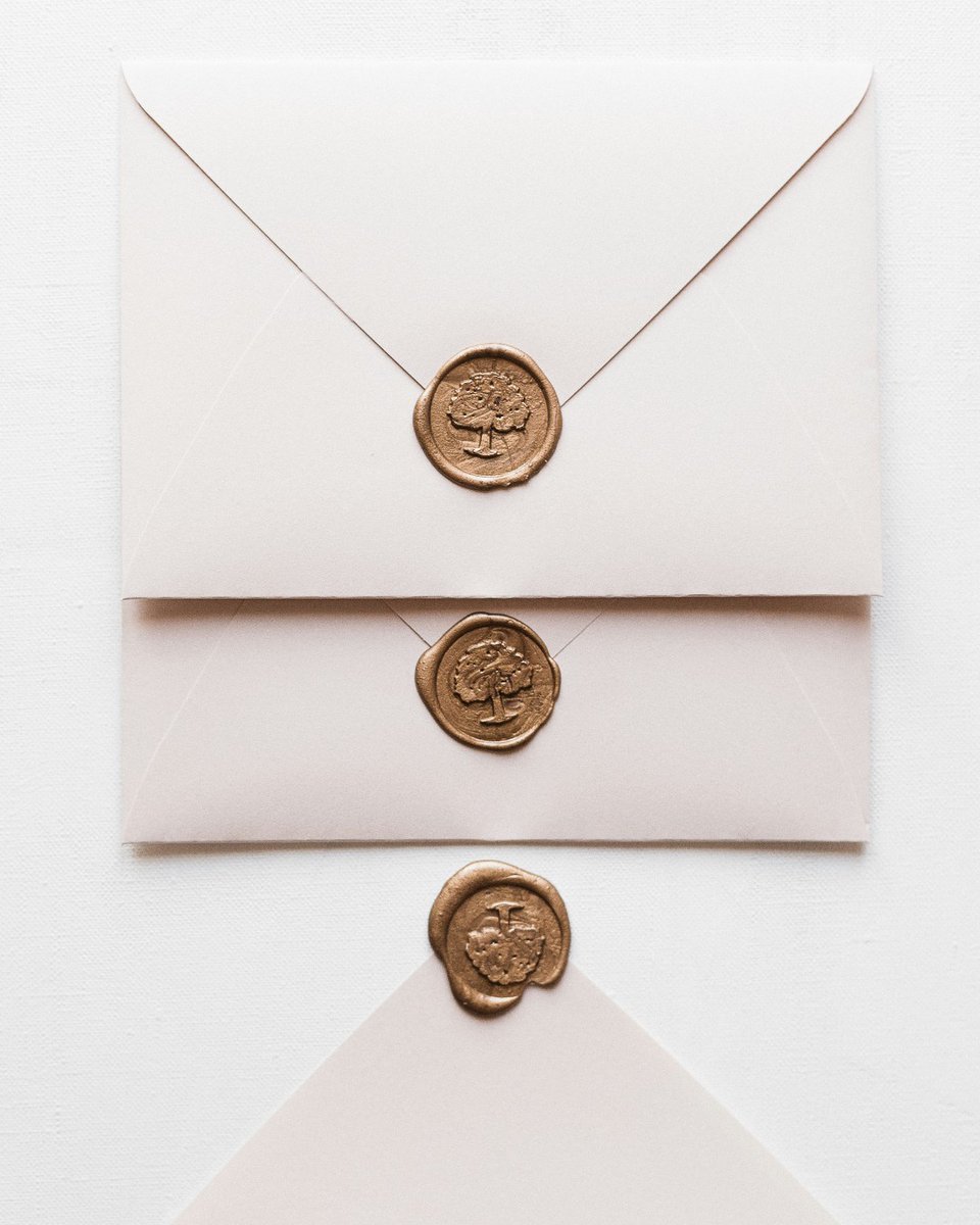 Level up your mail game! ✉️

Wax seals are the secret to letters, invites, and gifts that stand out! 🕯️

Press, seal, impress, it’s that easy!

👉 Grab yours now: stampsdirect.co.uk/products/wax-s…

#WaxSeals #StampsDirect
