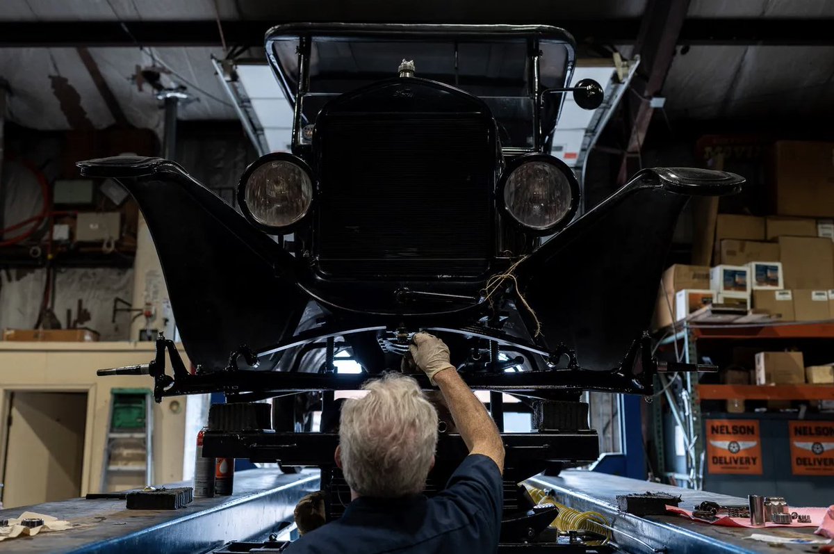 See what it takes to maintain a Ford Model T! 

freep.com/picture-galler…