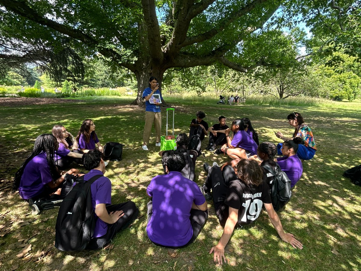 BridgeAcademyE2's tweet image. Some of our Year 10 students had the opportunity to immerse themselves in the scientific wonders at Kew Gardens for their Cultural Capital Day where they explored stunning botanical collections featuring over 40,000 living plants.