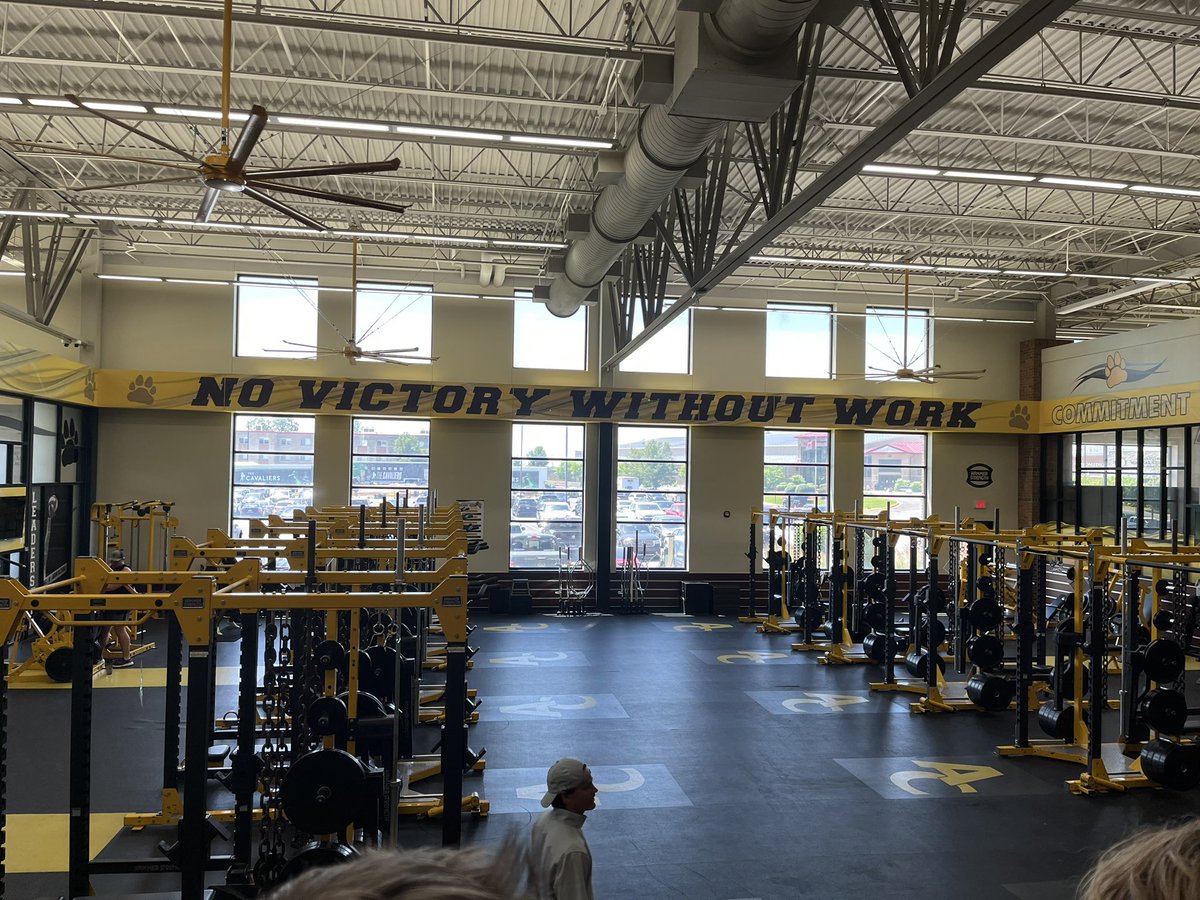 peyton_resor's tweet image. Had a great time at @AdrianCollegeFB yesterday! Thank you @SeslarCole for the invite and the rest of the coaching staff for great instruction and an electric camp.