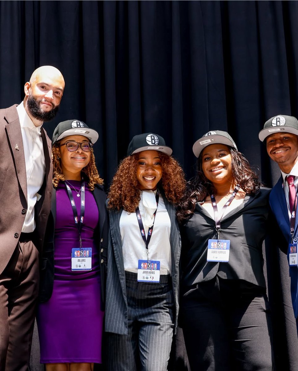 SpelmanCollege's tweet image. Congratulations to Zariah Ella Taylor, C'2026, Ana Villavasso, C’2026, Djenebou Traore, C'2025, Finley Warren, C’2027, Gracie Cardwell, C’2027, Julea Thomas, C’2027, Lauren Thompson, C’2027, and Sydney Robinson, C’2028 for being selected for the prestigious NBA HBCU Fellowship!…