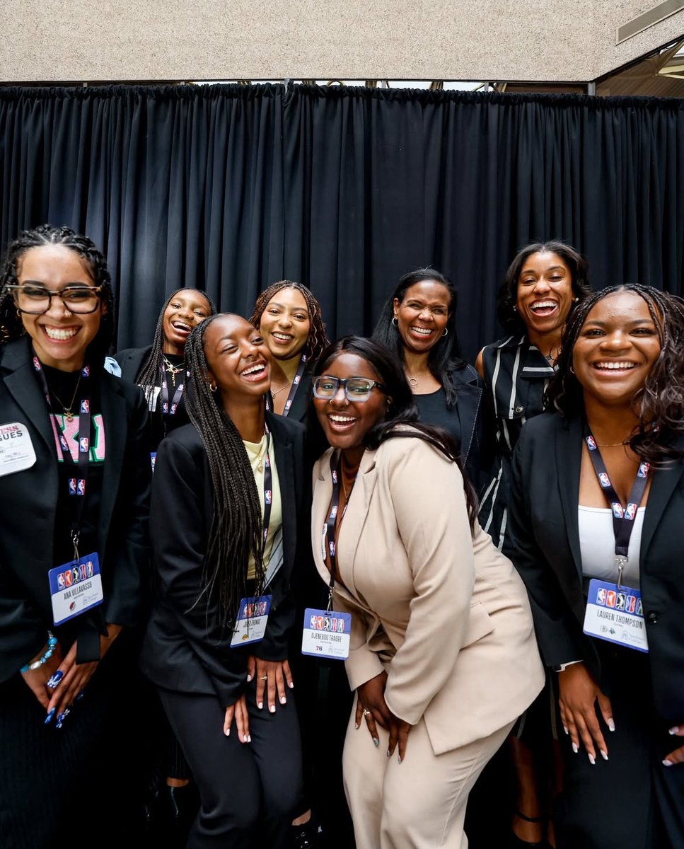 SpelmanCollege's tweet image. Congratulations to Zariah Ella Taylor, C'2026, Ana Villavasso, C’2026, Djenebou Traore, C'2025, Finley Warren, C’2027, Gracie Cardwell, C’2027, Julea Thomas, C’2027, Lauren Thompson, C’2027, and Sydney Robinson, C’2028 for being selected for the prestigious NBA HBCU Fellowship!…