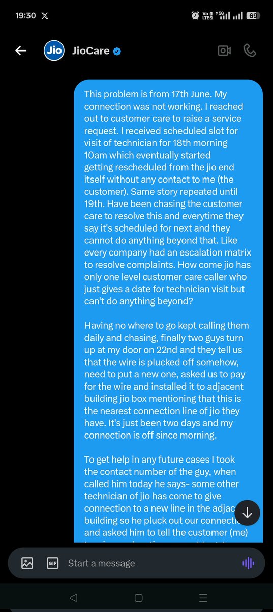 bh_mo646's tweet photo. @reliancejio @JioCare this is the sad state of response, filled with ignorance and unbothered attitude, that I get after narrating the entire course of issue that I have been facing! https://t.co/5ksG2EFJjY