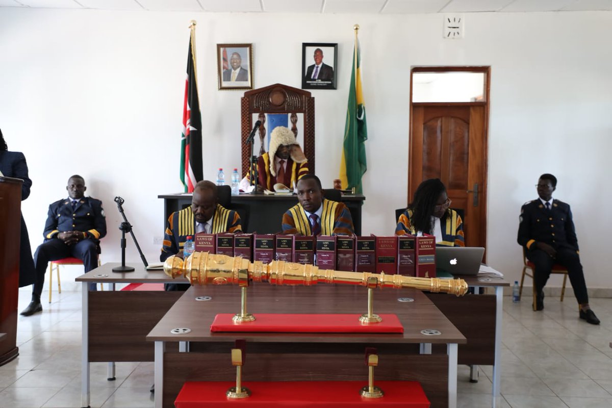 TurkanaAssembly's tweet photo. PRONOUNCEMENT OF BUDGET HIGHLIGHTS 
Pursuant to Section 132(2) of the Public Finance Management Act &amp; Standing Orders No. 24 (1) &amp; 232 (1) (2) (3) the CECM Finance, this morning made public pronouncement of the Budget Highlights &amp; revenue raising measures for FY 2025/26 https://t.co/eFkvrljRrd