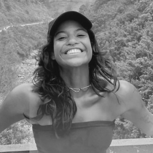 daneldix's tweet image. aguardando os responsáveis da morte da juliana que ficou presa no vulcão na indonésia serem punidos. que tristeza!