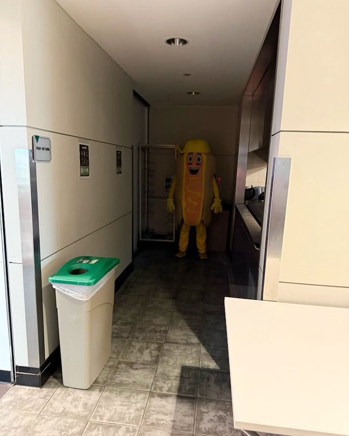 Guardians Hot Dogs tweet media