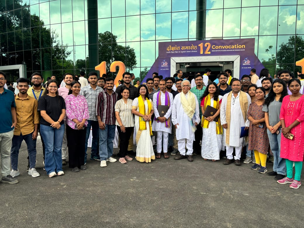 RANJIT MURMU (@ranjitmurmu0015) on Twitter photo I am honoured to receive my PhD degree certificate from Prof. Arvind A. Natu (Chairperson, BoG, IISER Kolkata) at the 12th Convocation of IISER-K, 2025. Grateful to my supervisor Prof. Alakesh Bisai <a href="/AlakeshBisai/">Alakesh Bisai</a>, <a href="/AB_Group_IISER/">AB Research Group</a>, @DCS and <a href="/iiserkol/">IISER Kolkata</a> for their invaluable support. I am honoured to receive my PhD degree certificate from Prof. Arvind A. Natu (Chairperson, BoG, IISER Kolkata) at the 12th Convocation of IISER-K, 2025. Grateful to my supervisor Prof. Alakesh Bisai <a href="/AlakeshBisai/">Alakesh Bisai</a>, <a href="/AB_Group_IISER/">AB Research Group</a>, @DCS and <a href="/iiserkol/">IISER Kolkata</a> for their invaluable support.