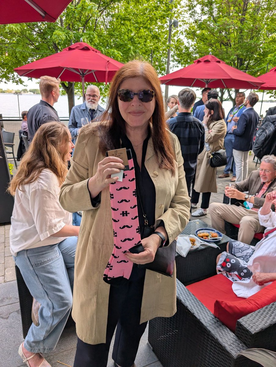 Signals (@signalsblogs) on Twitter photo It's been a while, but <a href="/msstaceyerin/">Stacey Johnson</a> is back with a post about #pinksocks, <a href="/EricTopol/">Eric Topol</a>, diabetes progress, <a href="/Pink/">P!nk</a>, STEM and Pride, and more! (Don't worry, it makes sense. Sort of.) <a href="/nickisnpdx/">Nick Adkins</a> <a href="/andrewintech/">Andrew Richards 🇺🇦</a> signalsblog.ca/right-turn-pin… It's been a while, but <a href="/msstaceyerin/">Stacey Johnson</a> is back with a post about #pinksocks, <a href="/EricTopol/">Eric Topol</a>, diabetes progress, <a href="/Pink/">P!nk</a>, STEM and Pride, and more! (Don't worry, it makes sense. Sort of.) <a href="/nickisnpdx/">Nick Adkins</a> <a href="/andrewintech/">Andrew Richards 🇺🇦</a> signalsblog.ca/right-turn-pin…