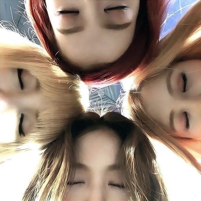 its_may97's tweet photo. Foto pata ot4 . Foto mano ot4 . Foto frente ot4 , ahora puede ser foto teta ot4? 🥺 https://t.co/8Rx6zn9oXe