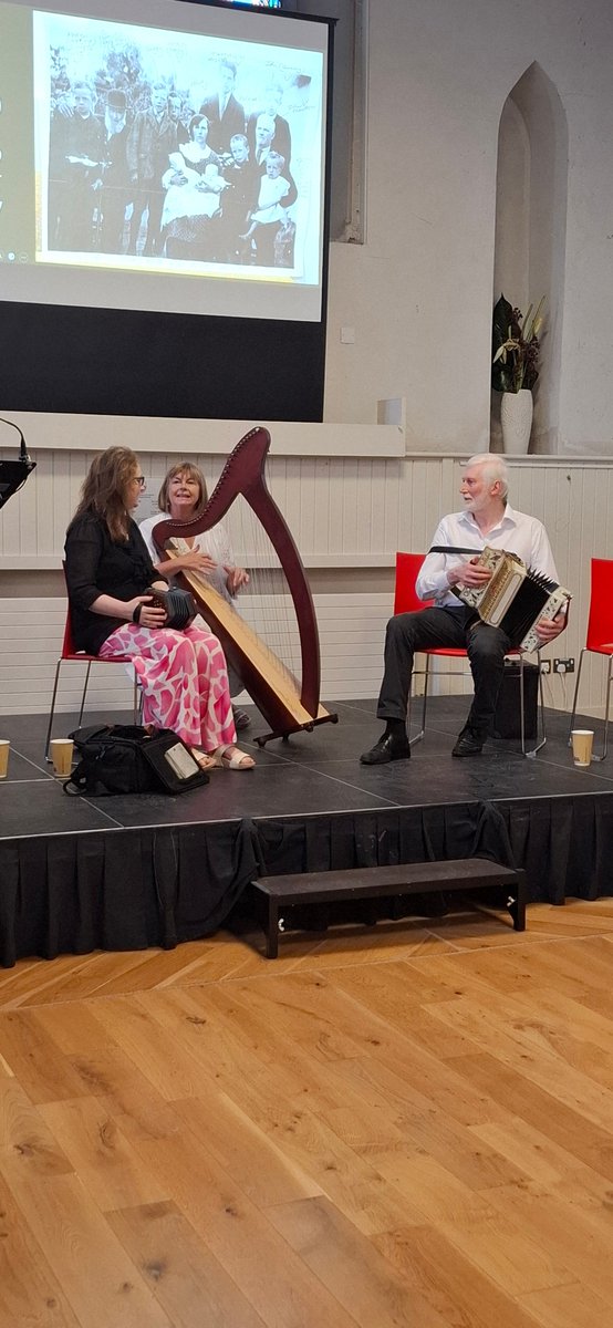 Galway Libraries (@librariesgalway) on Twitter photo An afternoon of lively rhythms and distinctive melodies filled the Gallery <a href="/EDBallinasloe/">Europe Direct Ballinasloe</a> on Saturday as we concluded the Around the House and Mind the Dresser music series funded by #CreativeIreland. An afternoon of lively rhythms and distinctive melodies filled the Gallery <a href="/EDBallinasloe/">Europe Direct Ballinasloe</a> on Saturday as we concluded the Around the House and Mind the Dresser music series funded by #CreativeIreland.