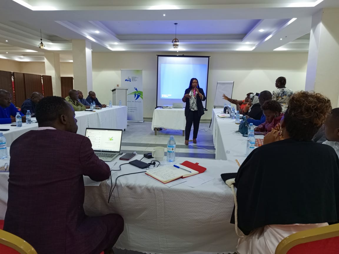 COTFONE Community Transformation FoundationNetwork (@cotfone) on Twitter photo 🚨Today in Masaka City, <a href="/NCHRD_UG/">NCHRDs-UG</a> trained protection service provider including <a href="/COTFONE/">COTFONE Community Transformation FoundationNetwork</a> and other state actors on:
✅ HRDs’ working context, risks & threats
✅ Available protection mechanisms
✅ Case management roles
✅ Key challenges in protection work
We also shared best 🚨Today in Masaka City, <a href="/NCHRD_UG/">NCHRDs-UG</a> trained protection service provider including <a href="/COTFONE/">COTFONE Community Transformation FoundationNetwork</a> and other state actors on:
✅ HRDs’ working context, risks & threats
✅ Available protection mechanisms
✅ Case management roles
✅ Key challenges in protection work
We also shared best