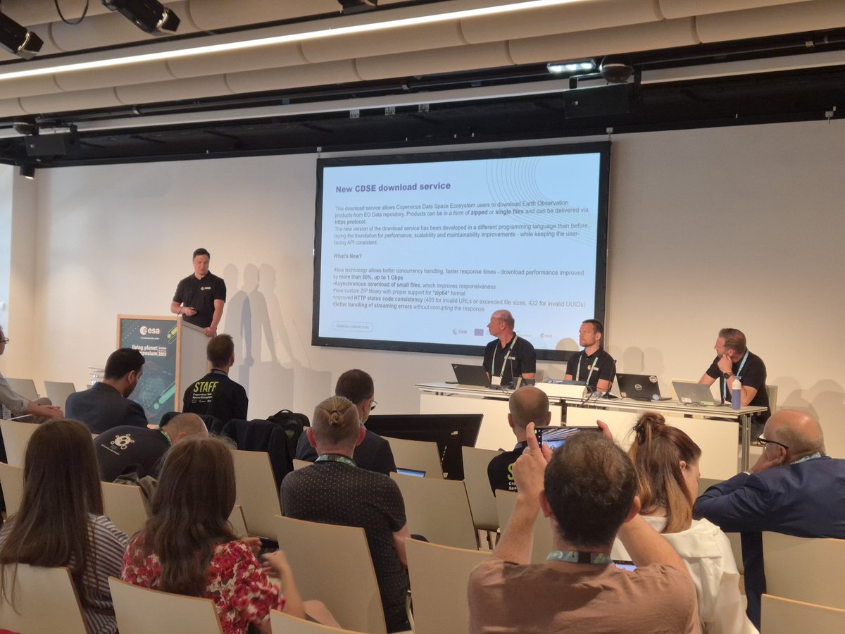 CREODIAS tweet media