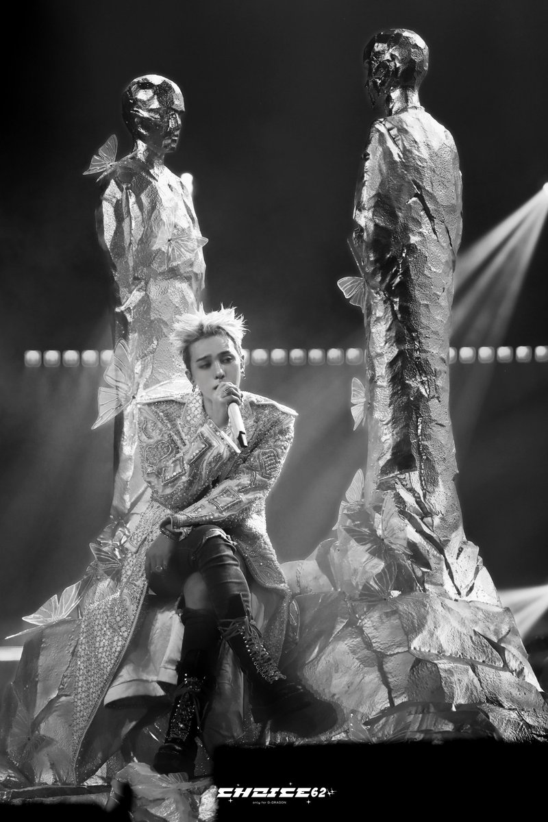 WhiteTamar1's tweet photo. Human art #GDRAGON https://t.co/NQ4WlkDVgP