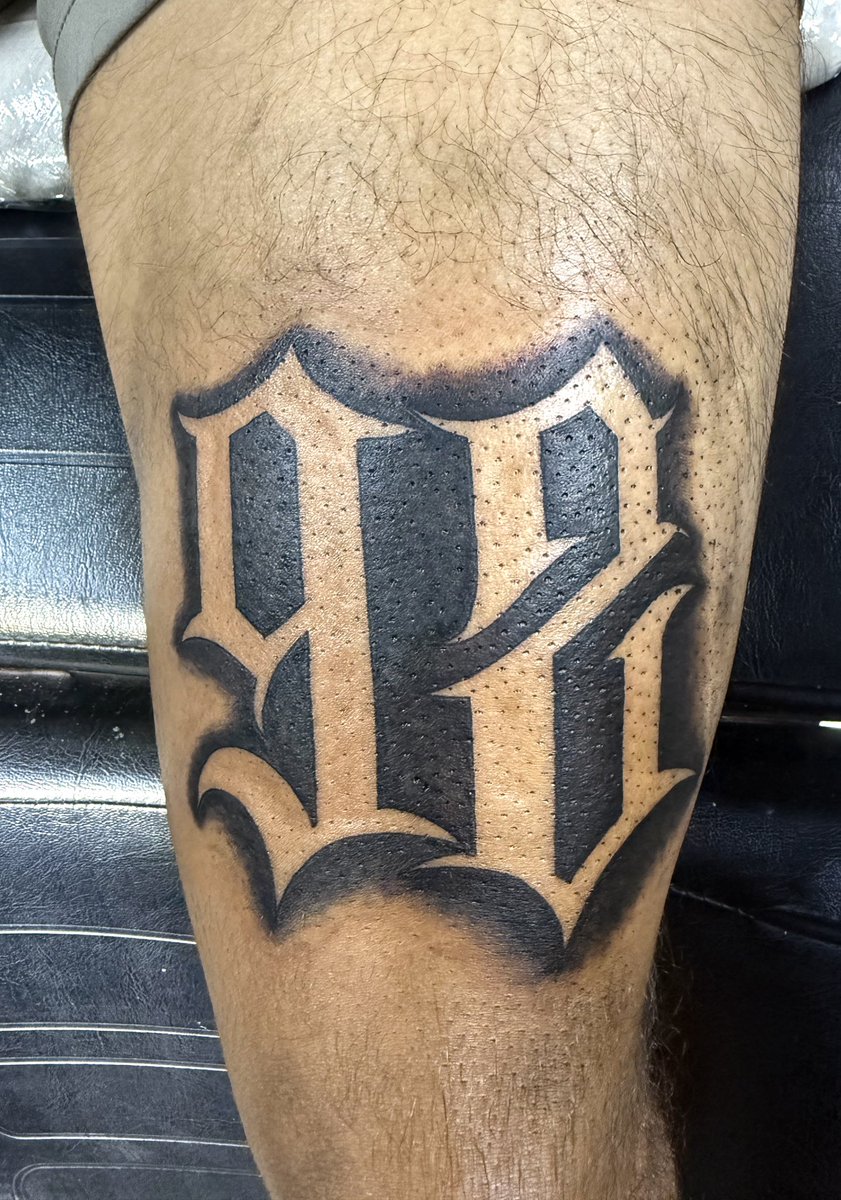 ⛓️🎱⛓️ tweet media