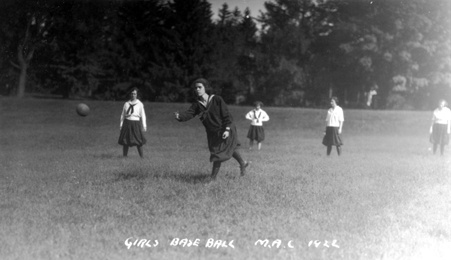 #DYK that Michigan Agricultural College had a recreational Women's Baseball Team in 1922? This photograph shows the women's team practicing on a field, and reads on the front "Girl's Baseball MAC 1922." #MSUHistory