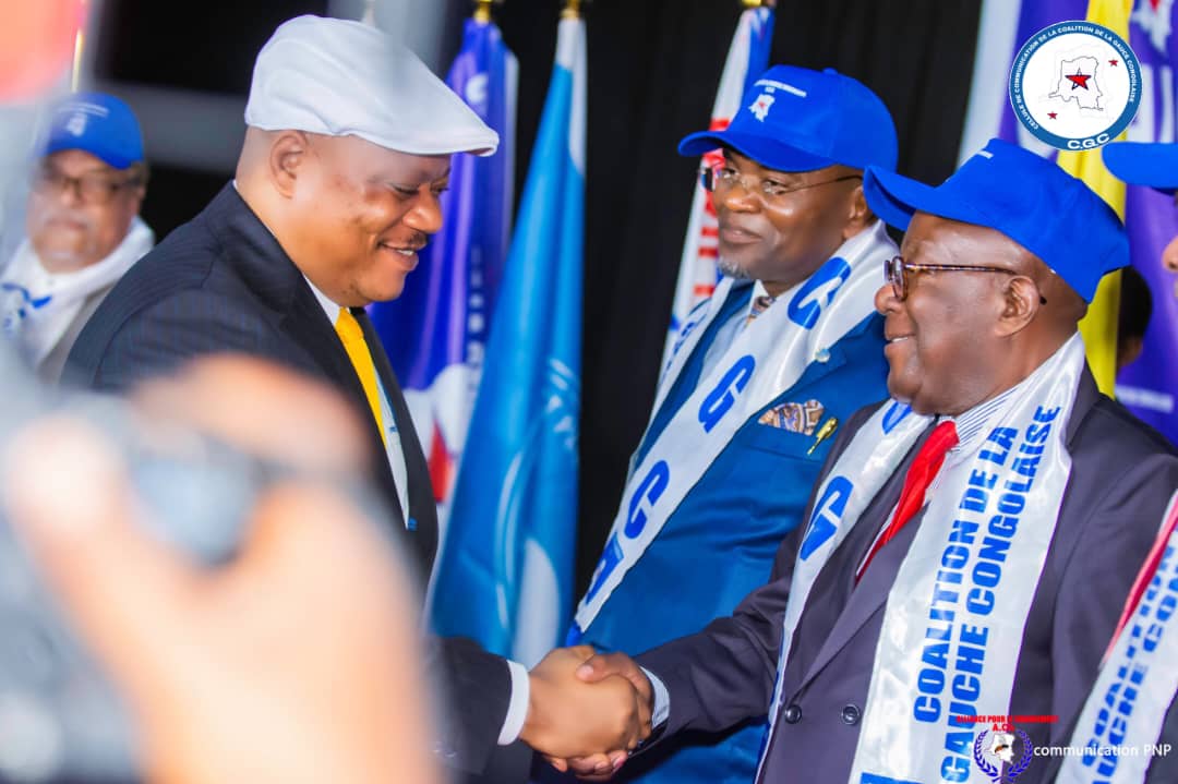 chadrack_isako's tweet image. URGENT — COMMUNIQUÉ
L'honorable Albert MPETI, président du parti politique MHEC, a été désigné vice-président de la Coalition de la Gauche Congolaise (C.G.C.) par ses pairs, à l'issue d'une consultation interne.
@kabund_jmkkrock
#CellCom/ C.G.C.