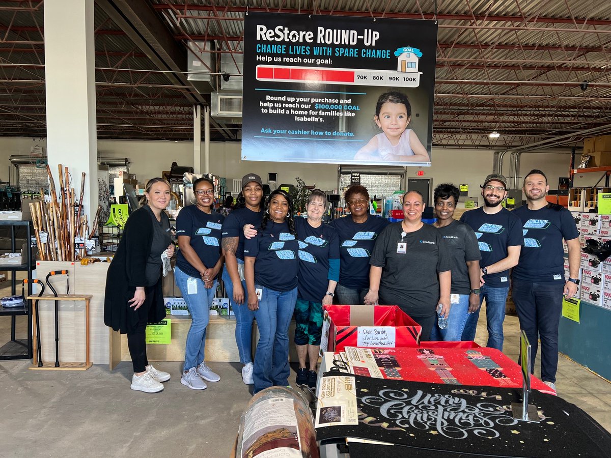 EverBank's tweet image. Our associates are empowered to make a difference at work and in the communities we serve.
We’re proud to spotlight our Lewisville, TX #EverBankBuilds associates for giving back through our partnership with Dallas Habitat ReStore. Our volunteers show up. 💙
*Member FDIC
