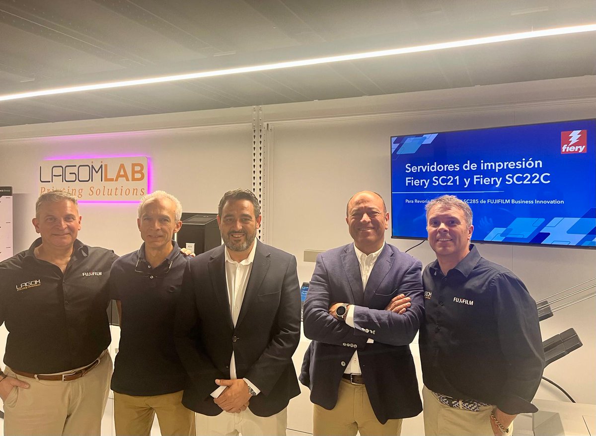 Continúan en nuestro #LagomLAB las jornadas #FieryDays, agradecemos la valiosa participación de Juan Antonio Prado de Fiery y Jose Luis Rodriguez de EFI junto a nuestro equipo directivo y comercial.
 
Seguimos trabajando por nuestros clientes 💫 

#LagomGroup #Madrid