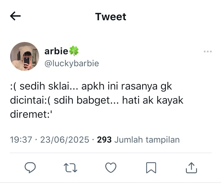 #yeonbin fic; few tweets au.

— Rush Hour, Golden Hour (2)

tiba-tiba semua postingan arbie jadi sedih dan adam kelabakan. putus ya?