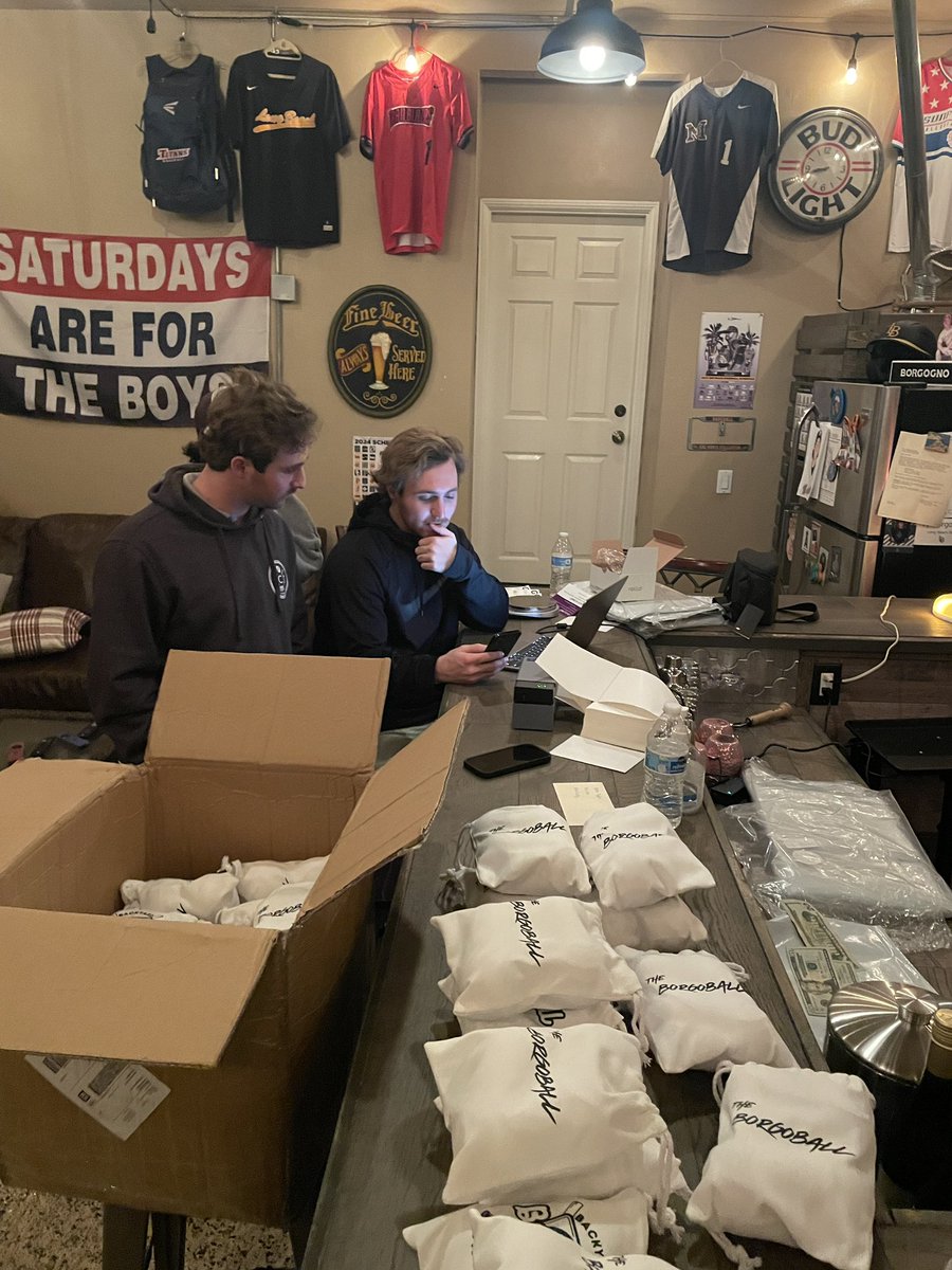 BorgognoBoys tweet media