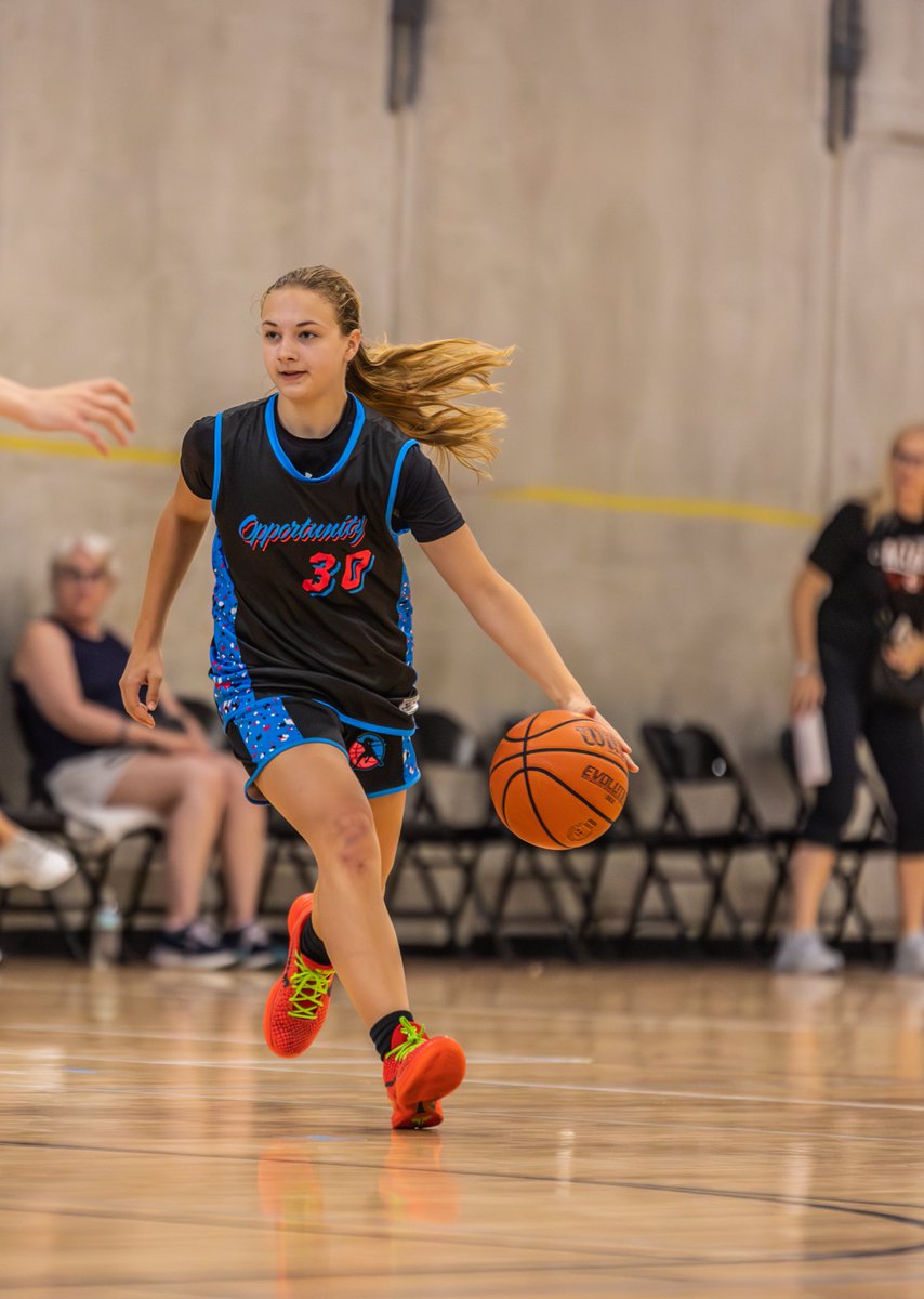 Awesome eval of <a href="/AutumnHayes30/">Autumn Hayes</a> by <a href="/FiveStateHoops/">Chuck Thompson</a> !! Keep up the great work Autumn!
<a href="/Opptybasketball/">Opportunity Basketball</a>