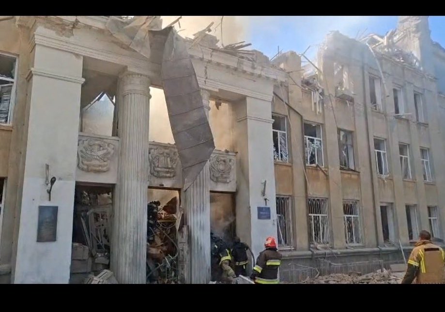 schools in your country when your neighbor is russia