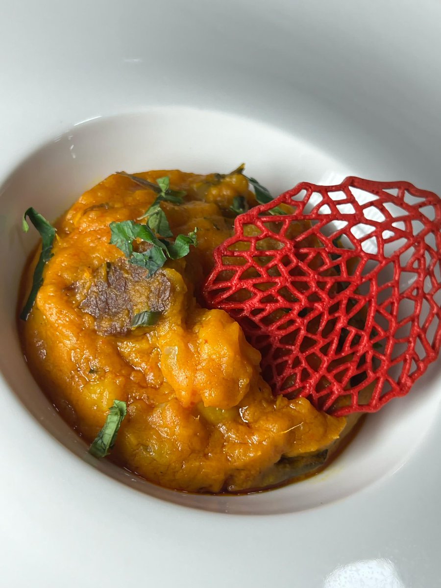 Symply_Tacha's tweet photo. what’s your specialty!? https://t.co/HRMdQyhWwQ