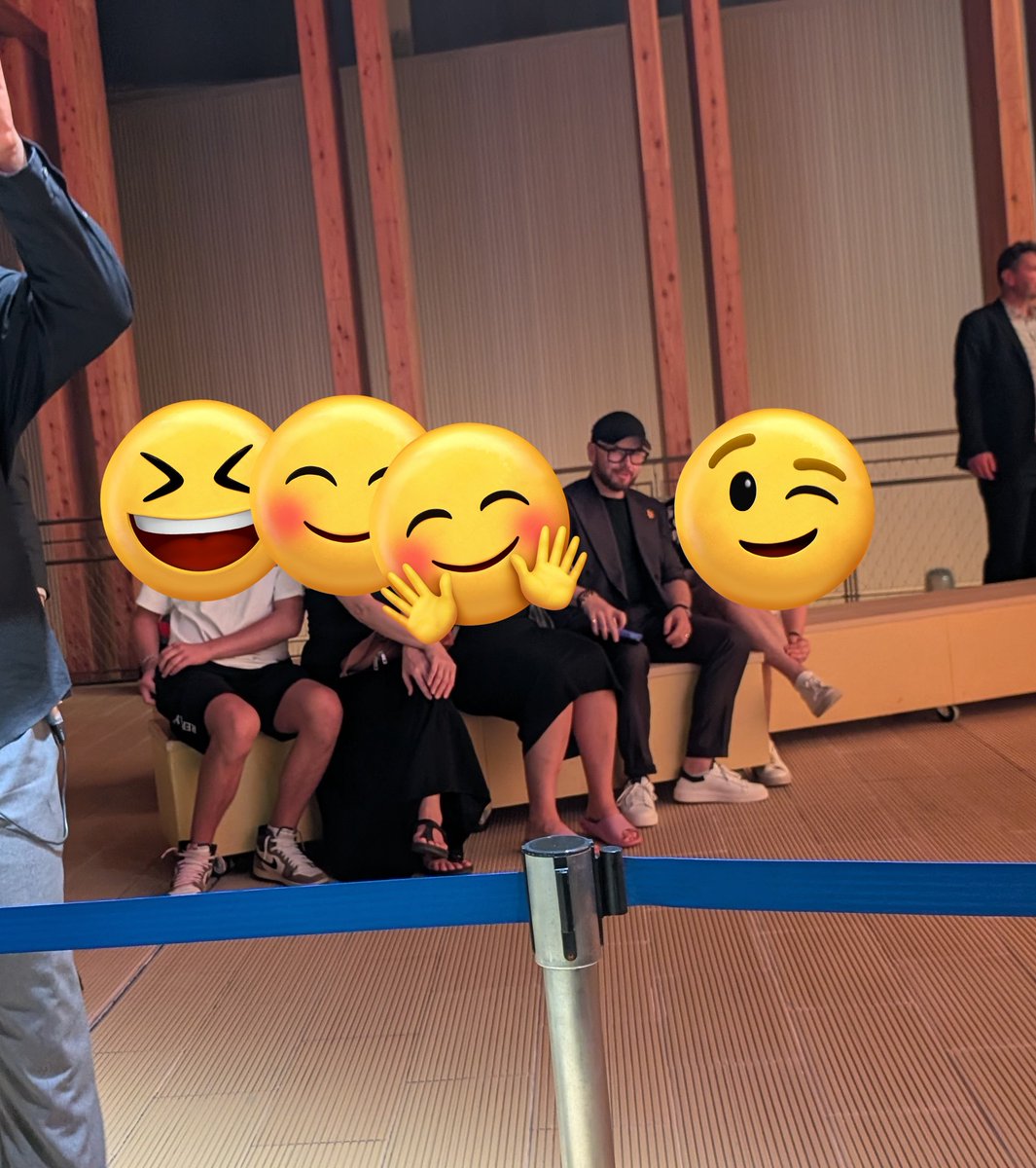 taksak2001's tweet image. 本人からいいねをもらった！
ありがとうございます！
フラメンコショーも一緒に見てましたよ！
Dostal jsem od něj like! Děkuji mnohokrát!
Společně jsme také sledovali flamenco show.

#大阪関西万博
#EXPO2025
#jansmigmator