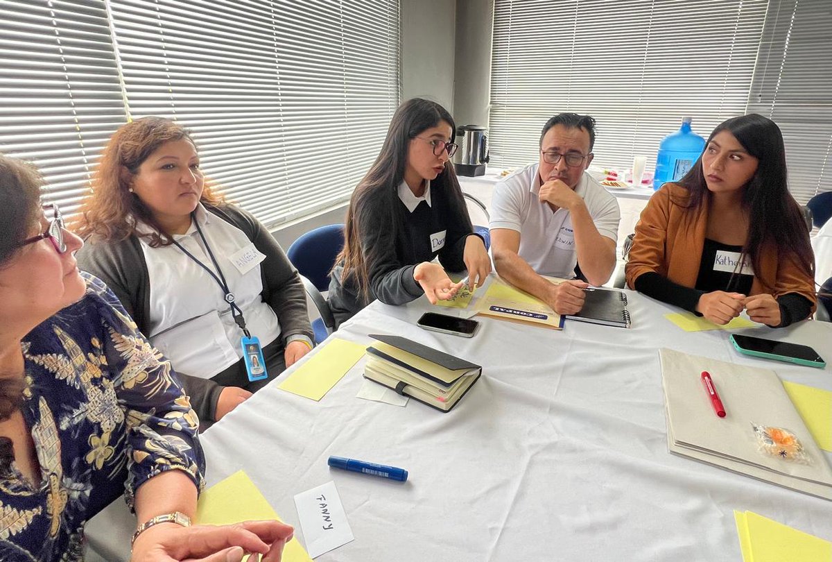 ¡Fortalecemos la participación ciudadana en Ambato!

Para dar a conocer nuestros servicios en línea, identificar e implementar oportunidades de mejora, la Dirección #SRIzonal3 realizó una mesa técnica con profesionales contables, gremios y ciudadanía en general.

 #ElNuevoEcuador