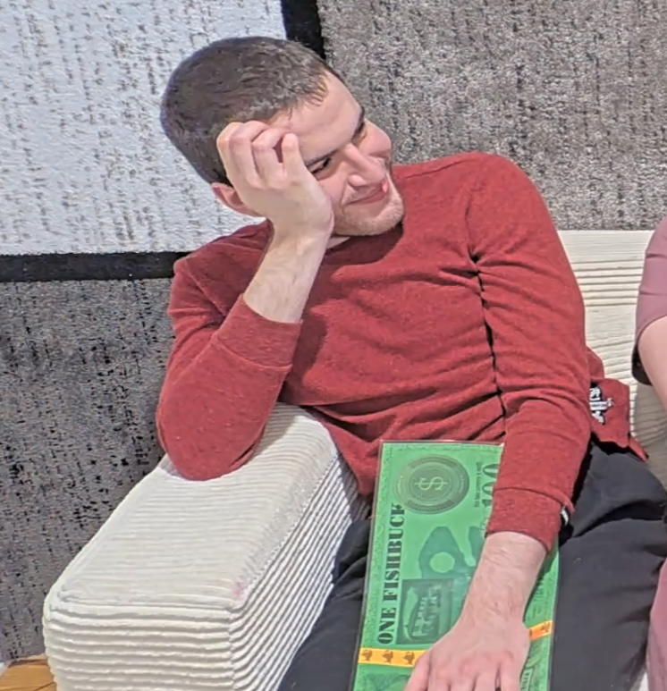 He's actually hiding his rod from letty #fishtanklive #FishtankDotLive