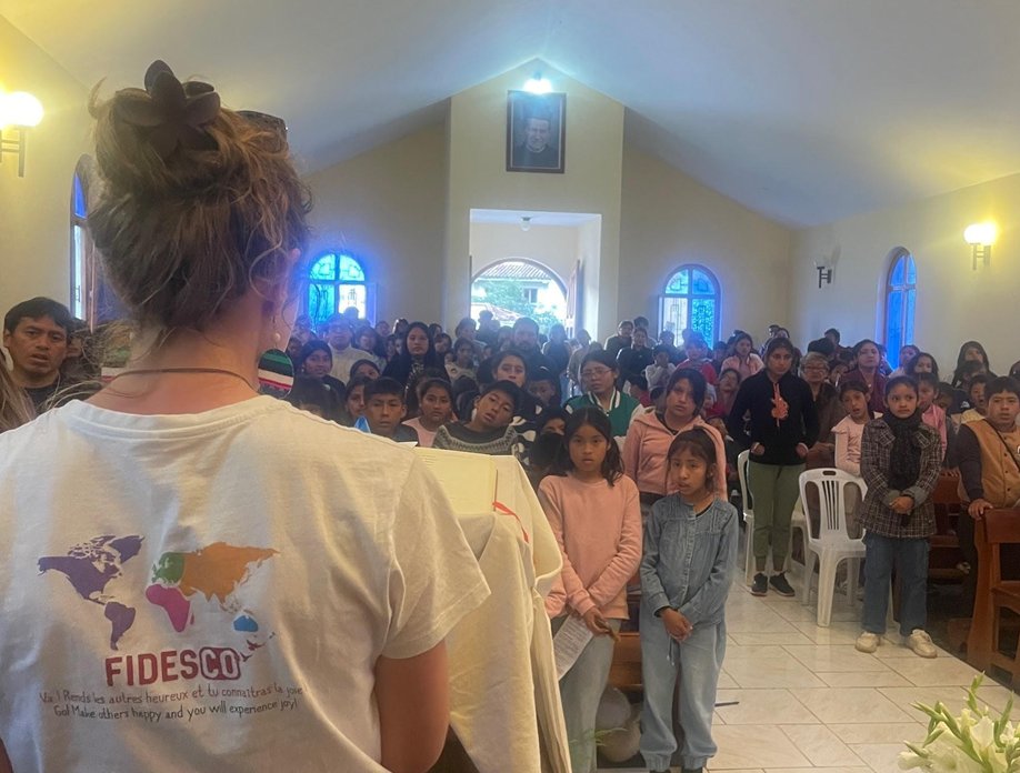 FidescoUSA's tweet photo. Julie and Pierre-Marie continue their mission in the mountains of Calca, Peru . Being in Peru when Pope Leo XIV was elected was especially moving for Julie who is Franco-American. She shares: “This pope embodies a model of commitment and charity, deeply linked to our mission.” https://t.co/Iq01Ii6kAG