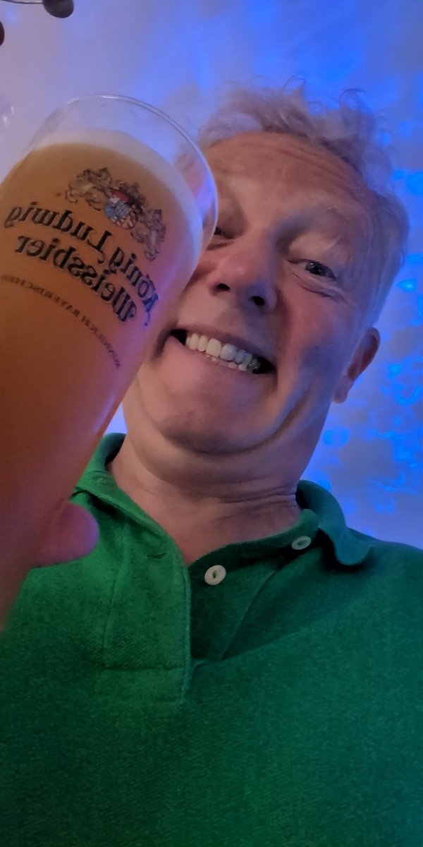 jimh1970's tweet photo. @thebassa2 #prost https://t.co/br31POO6Mq