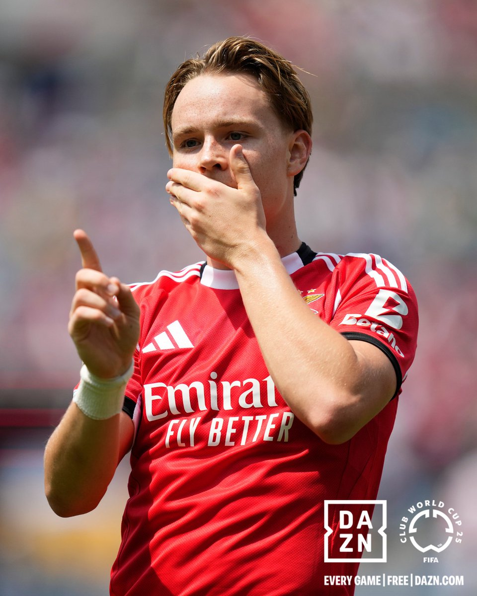 🤭 ☝️

#FIFACWC