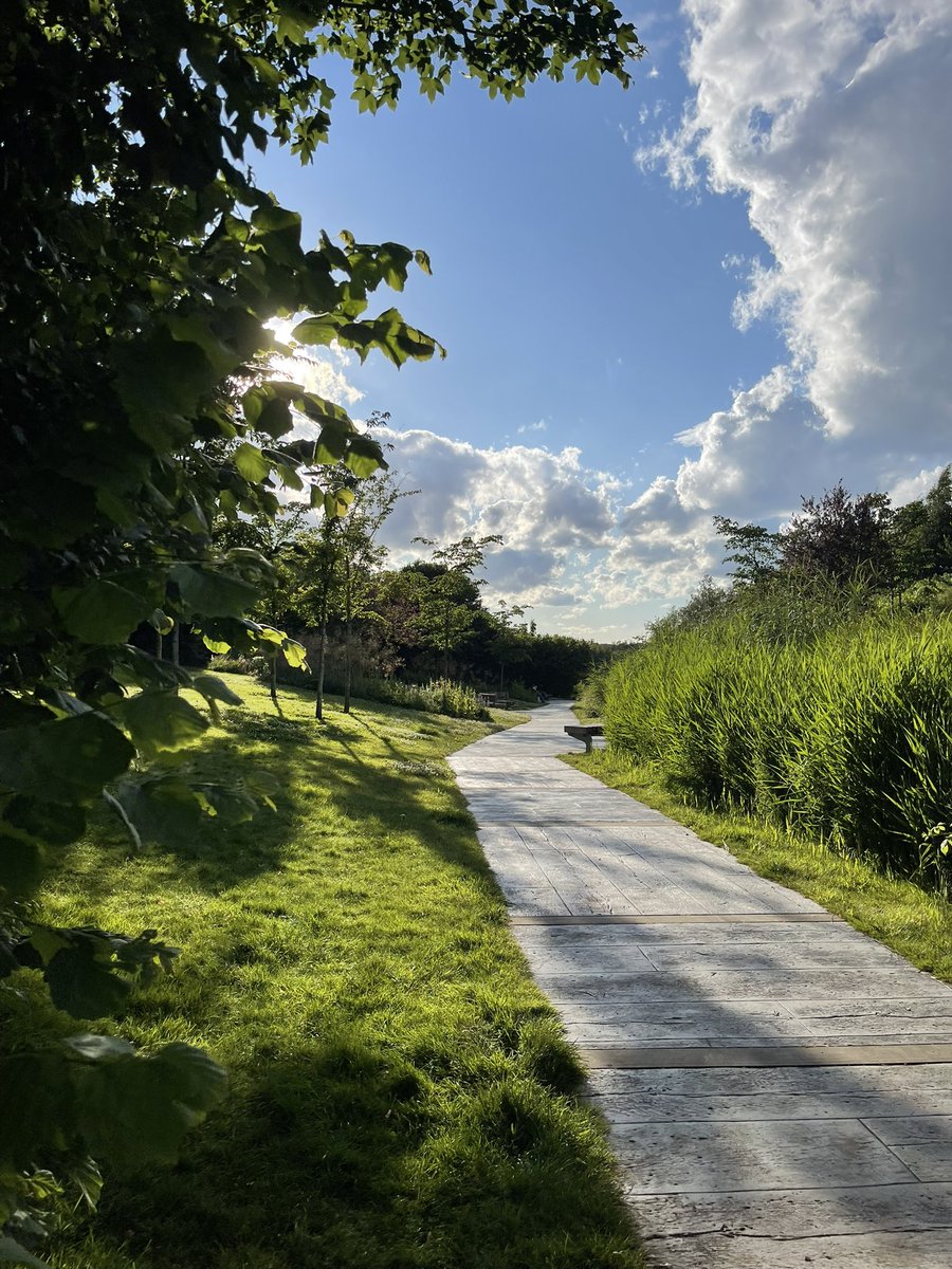 London is killing it today, damn